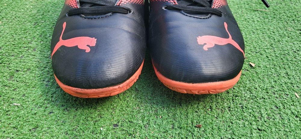 Adidasi Puma,marimea 35