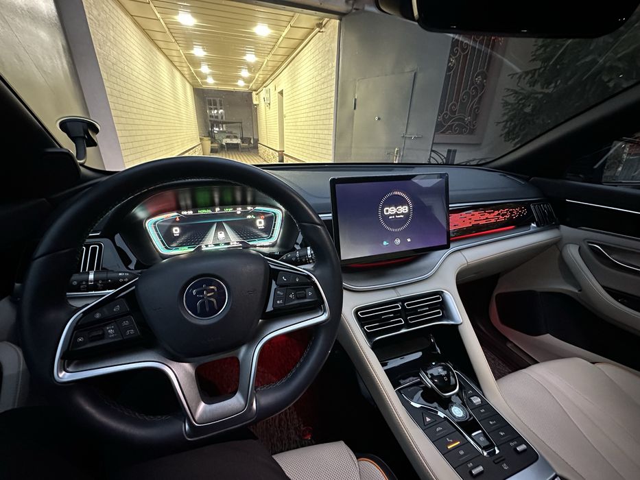 BYD Song Plus FLAGSHIP Sotiladi