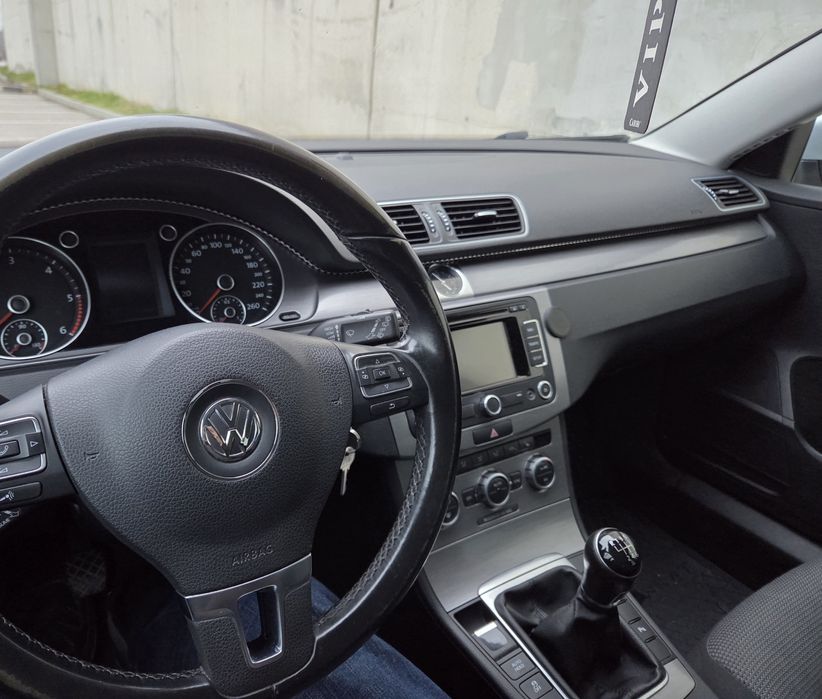 Volkswagen Passat 2.0 140hp