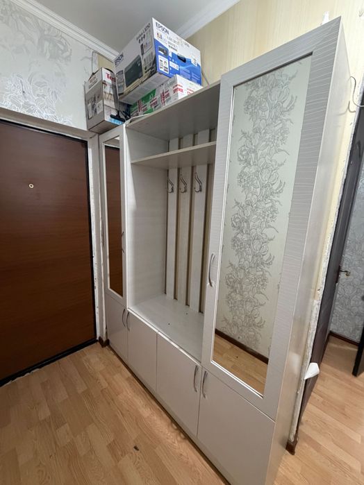 Продам прихожую, в отличном состоянии.