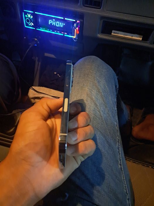 Iphone 13 pro ideal LLA 128 gb sotiladi