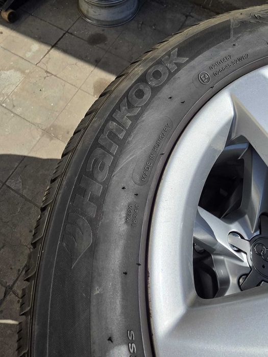 225 55 16 Гуми зимни  Hankook Дот 3320