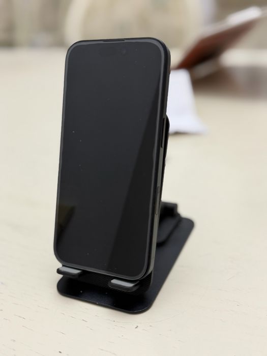 Продам iphone 16 128gb