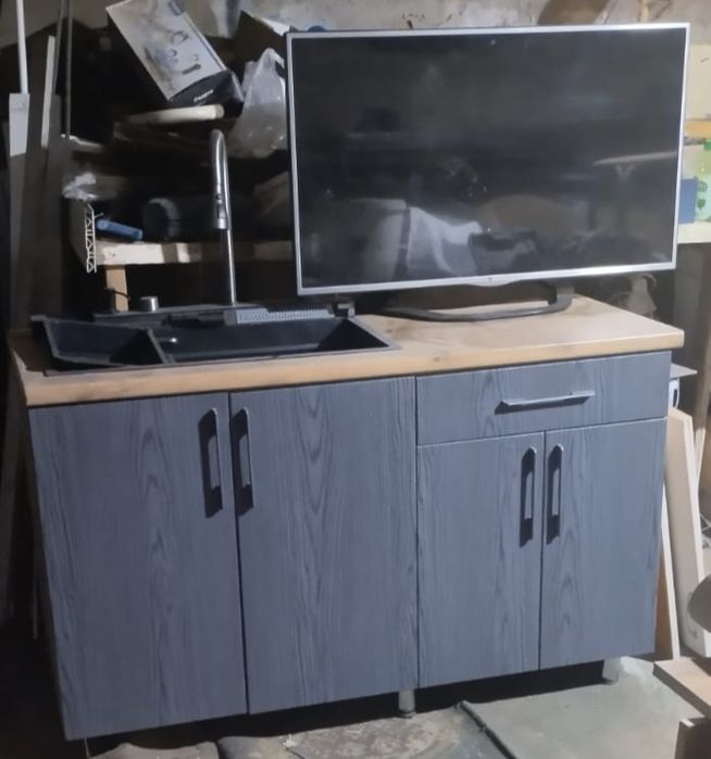 Продам столешницу на кухню