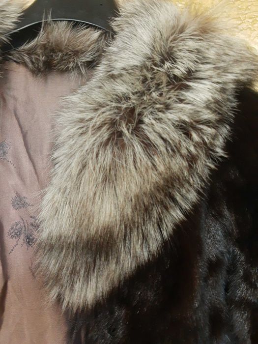Визон,цели кожи,яка сребърна лисица,Висок клас,уникален,супер,НАМАЛЕН
