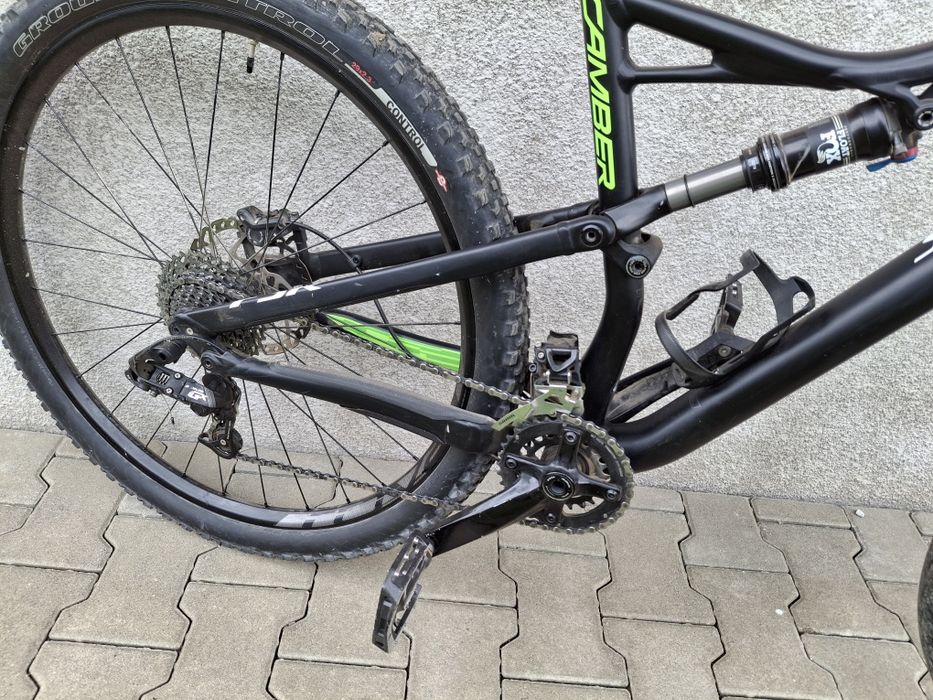 Bicicleta full suspension specialized
