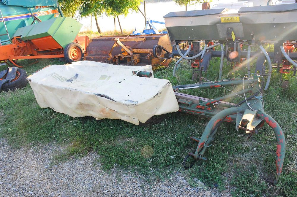 Cositoare purtata cu discuri Krone Marangon anul 2019 masa 2.60 metri, kit hidraulic de pliere, recent import Italia