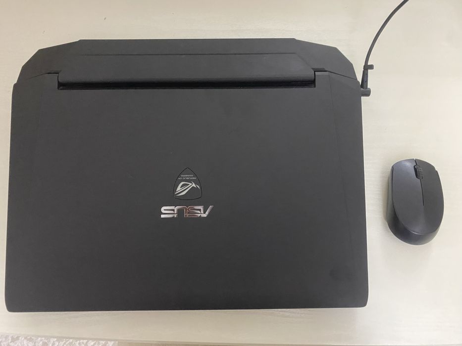 Продам ноутбук Asus Rog