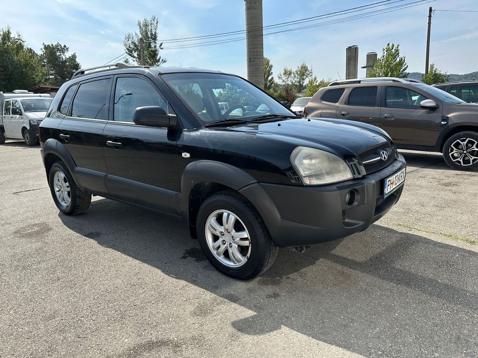Hyundai Tucson Hyundai Tucson 2.0 Benzină 141 CP | 2008 | 190.561 km | 2WD | Manuală