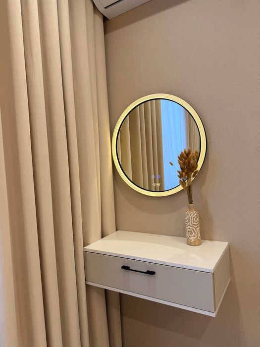 Продаётся М. Айбек 2в3/5/9. Отдельный вход.