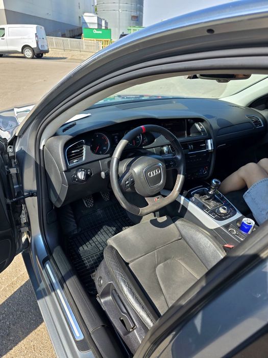 Audi A4 B8 / 2.0 TDI / 136 CP