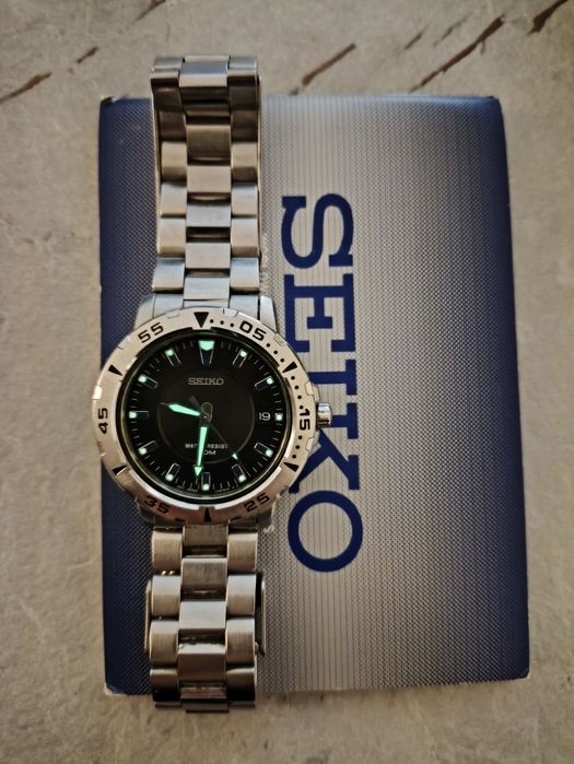 Seiko V742-8B09 • Оригинален • С кутия и документи