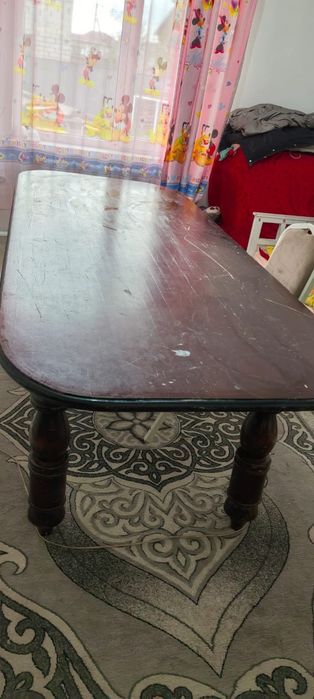 Стол сатылады ұзындығы 3 метр