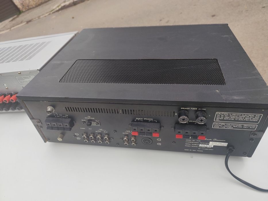 Продавам усилватели .