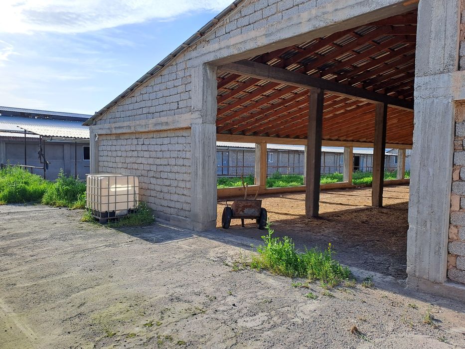 Кибрайский р-н! Про-ся 3,5-га не жилой под производство земельный учас