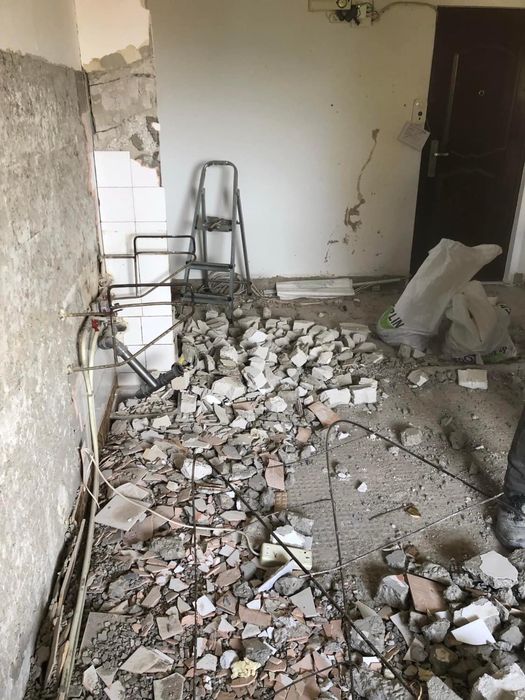 Demolari interioare și exterioare