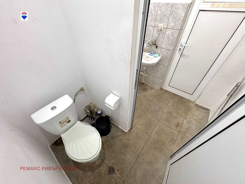 Търговски обект/ магазин под наем Кооперативен пазар, гр. Русе