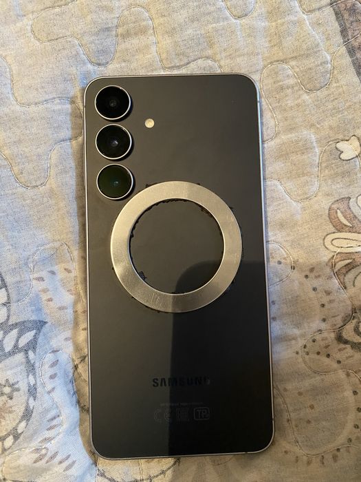 Продам Samsung s25 FE