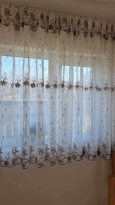 Perdele de bicatarie la comanda dorita