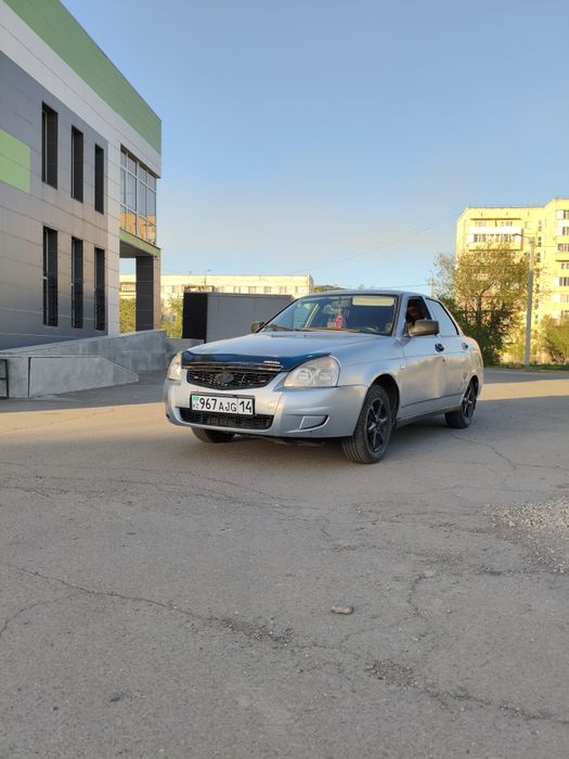 Продам Приору на полном ходу