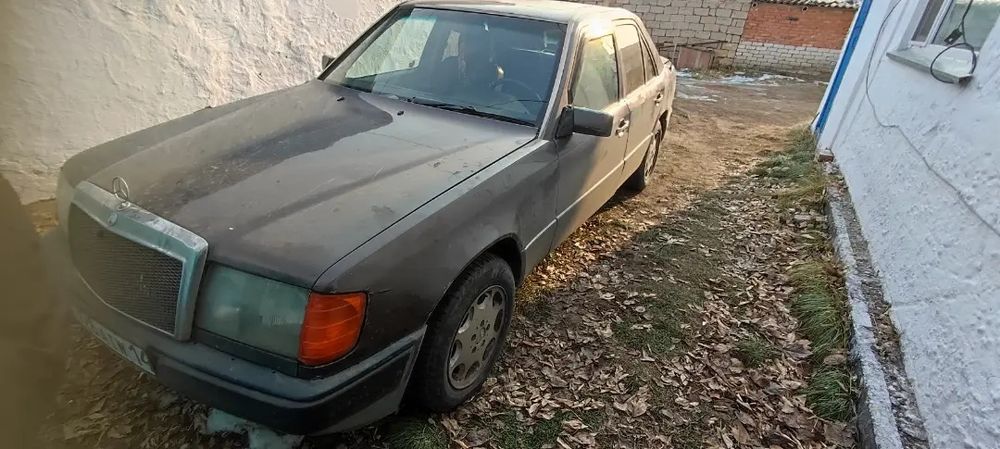 Продам Мерседес Бенс е 260
