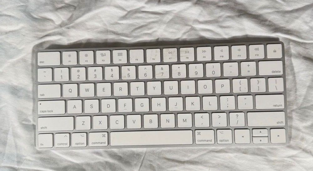 Apple Magic Keyboard 2