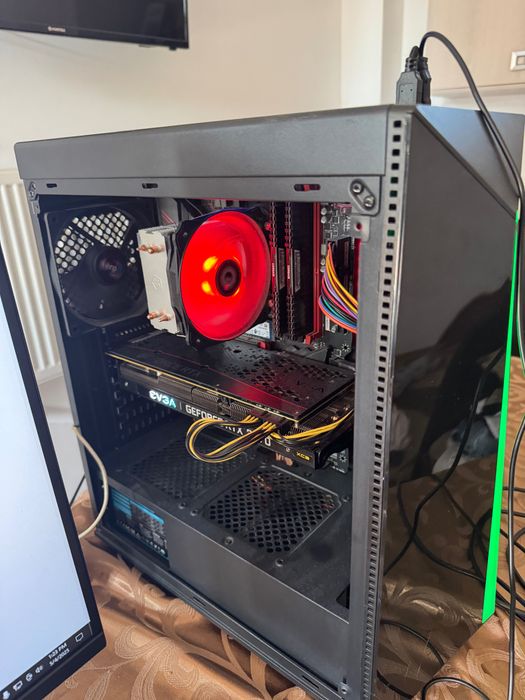 Vând calculator Gaming