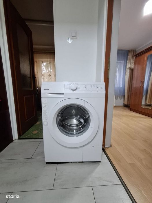 Apartament  de 3 camere, zona Orizont,potential excelent