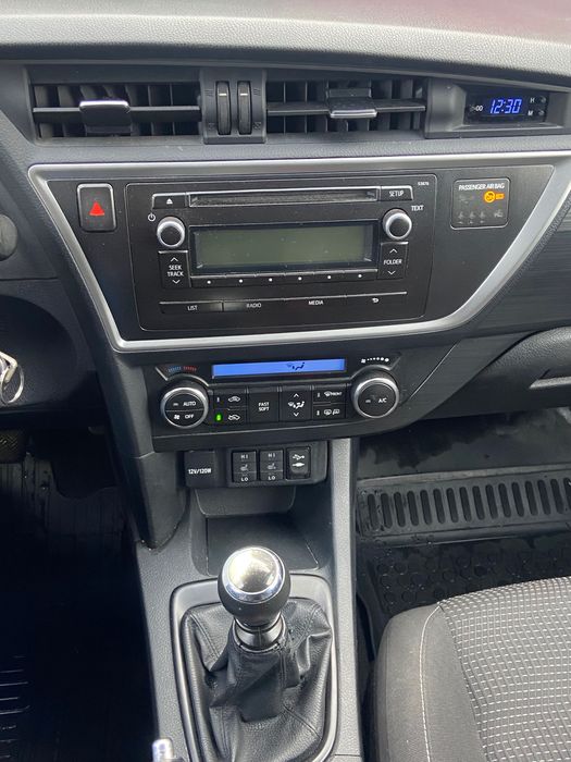 Toyota Auris 1,4 benzina+gpl 2013 decembrie