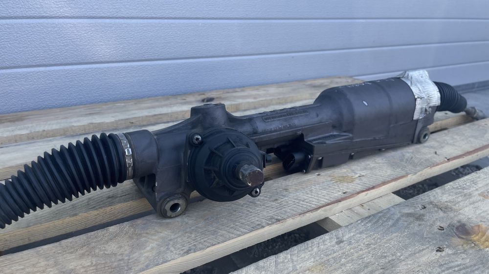 Електрическа рейка AUDI A6 A7 4G0909144G 4G0909144J