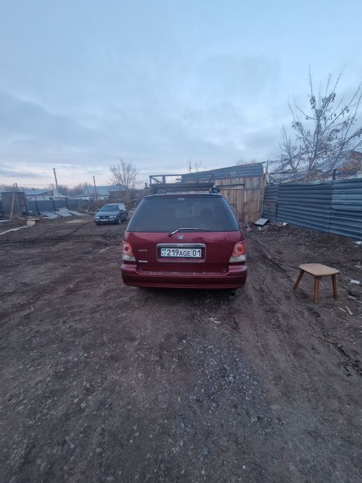 Продам машину Honda odyssey