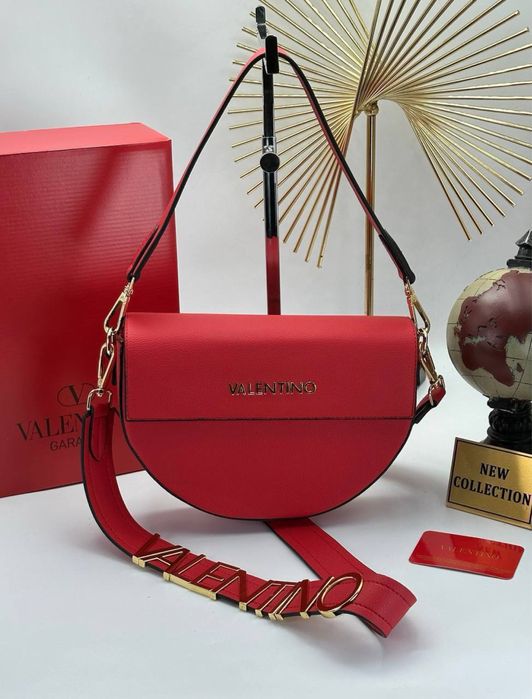 Geanta Valentino Noua !!! Dimensiuni 25/19 !!!