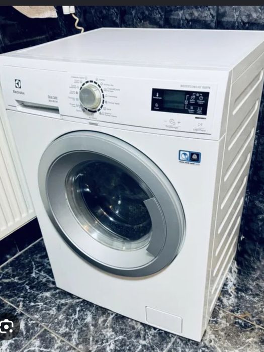 Стиральная машина Electrolux 6кг