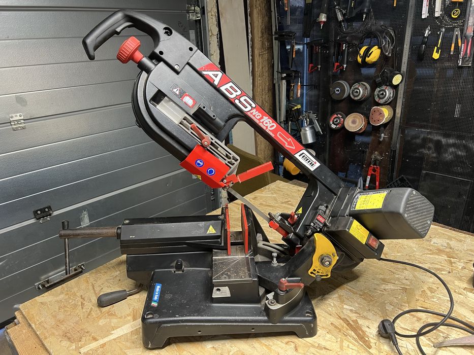 Fierăstrău debitator cu bandă (banzic) pentru metal FEMI NG 160