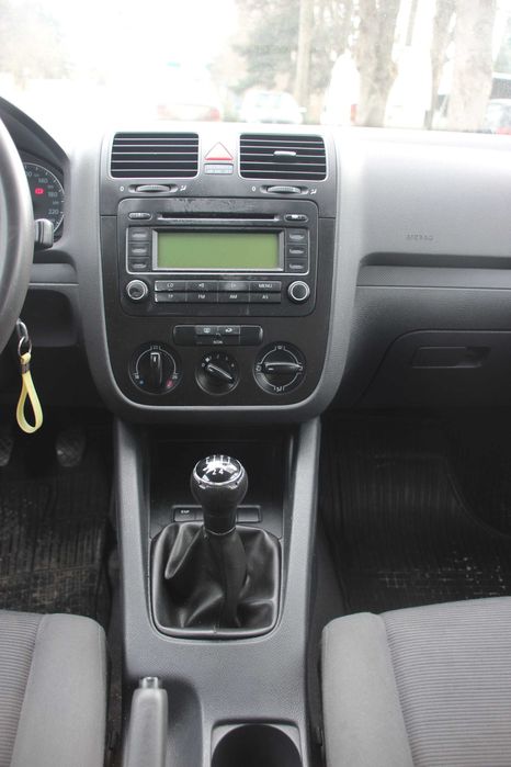 Volkswagen Golf V 1.9 TDI  105 Hp VW с регистрация