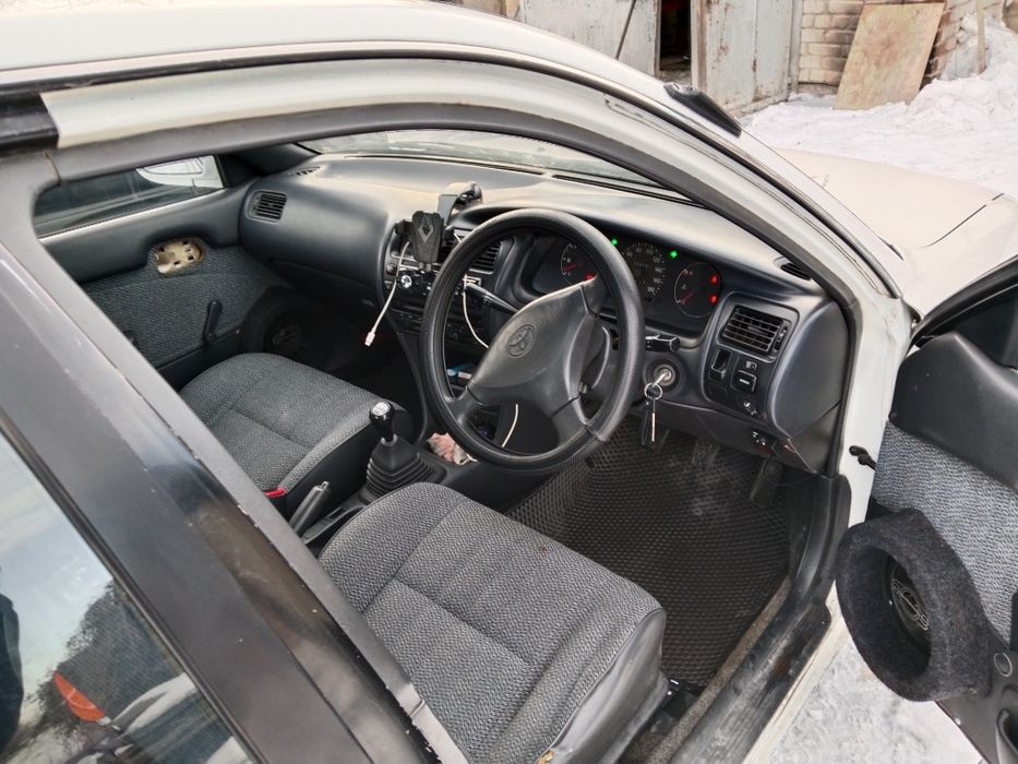 Продам машину Тоета Королла