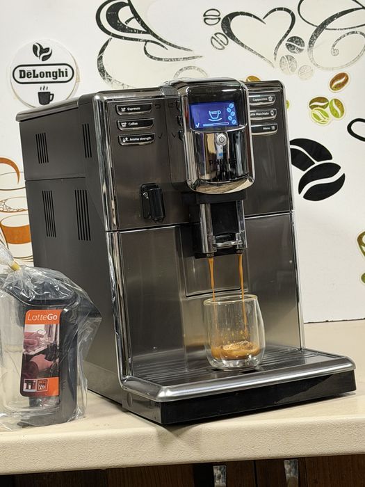 Кафемашина кафе автомат Philips Incanto Latte go с гаранция