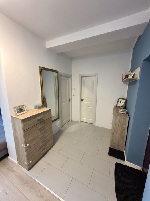 Vand apartament 3 camere, 61 MP, zona Han/OMW.