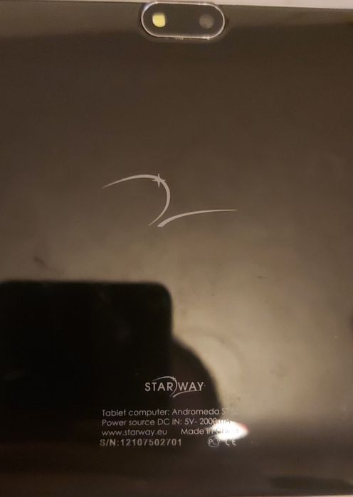 Китайский планшет с неисправным акумулятором. 5000т.