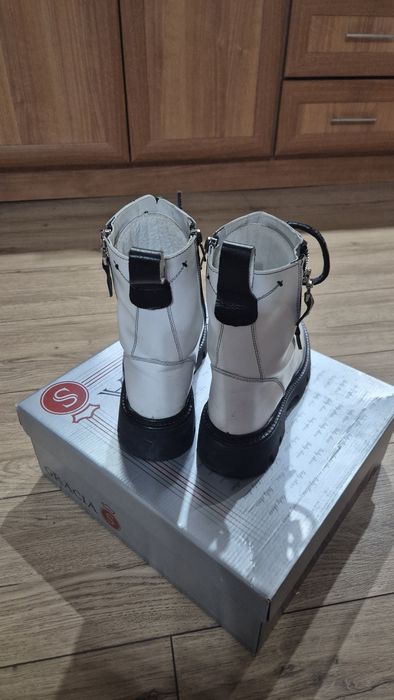 Дамски боти от Грация ,естествена кожа