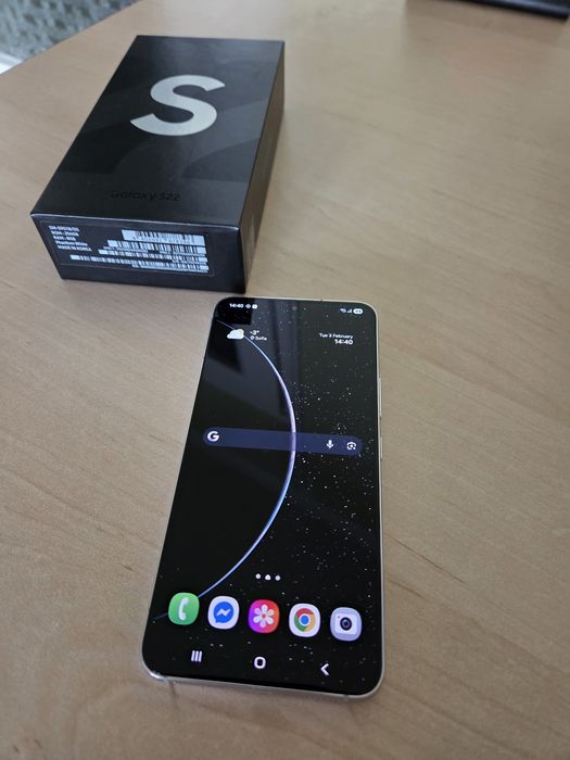 Samsung S22 256GB White