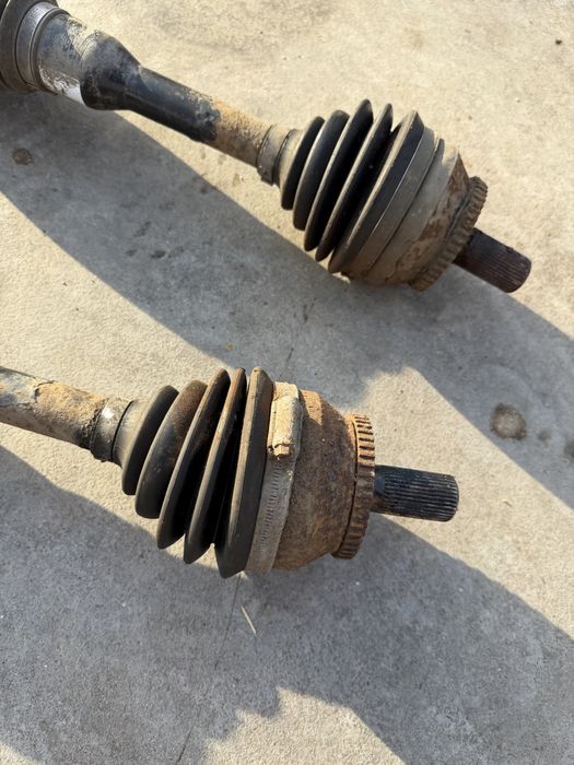 Полуоски Volvo XC90 2.4 D5 163кс