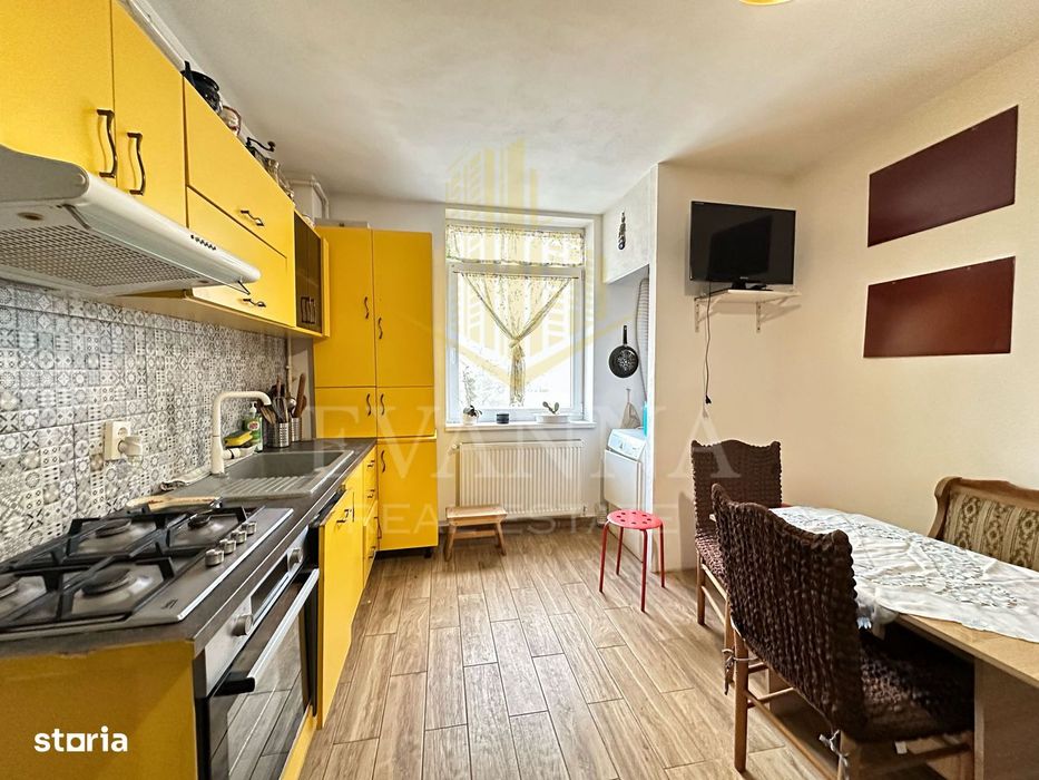 Apartament 2 camere decomandat - DE VÂNZARE