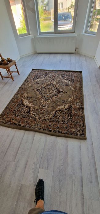 Lot covoare diverse dimensiuni (persan, modern, oval, traverse) – preț pachet / se vând și separat