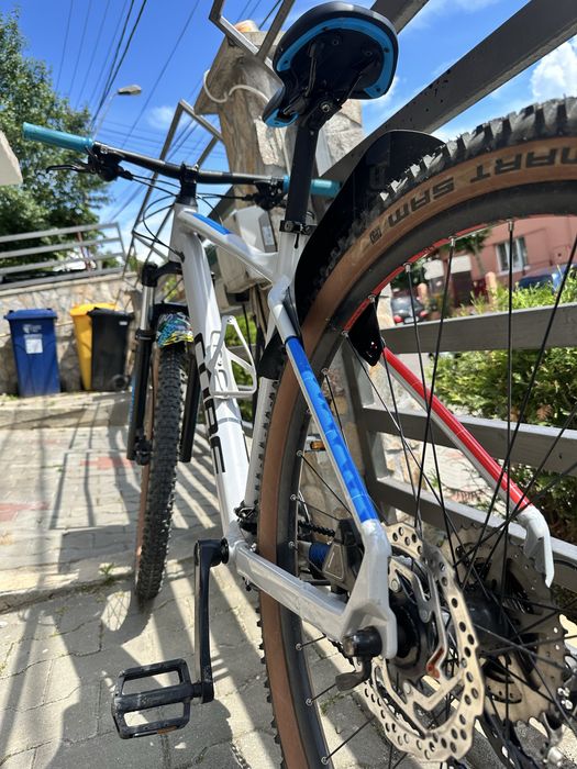 Bicicleta Cube Aim SLX white blue red 18 29 XL
