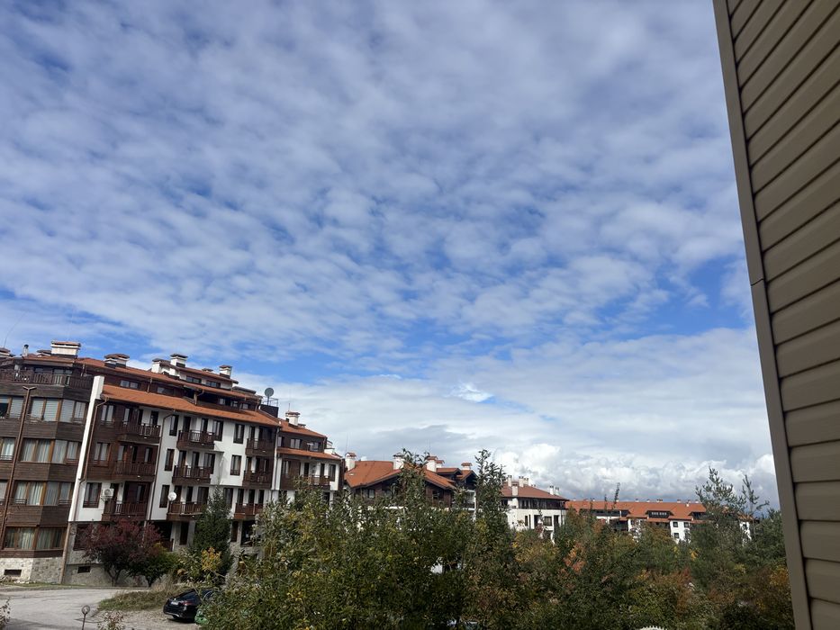 Двустаен на метри от лифта