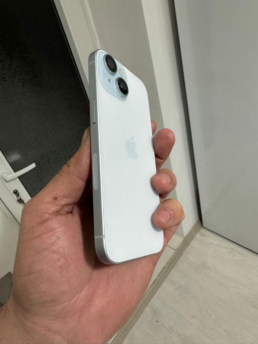 Iphone 15 white 128gb impecabil baterie 100%