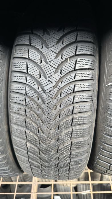 225/60/16 michelin mixte