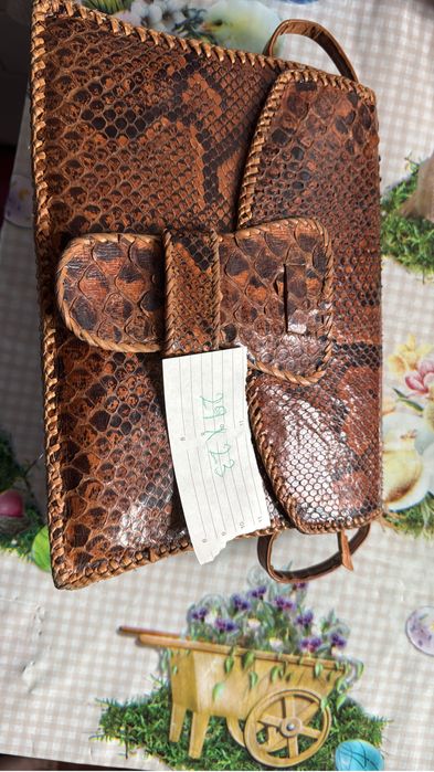 Geanti piele naturala