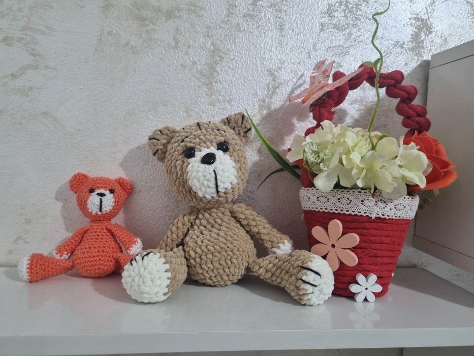 Jucarii crosetate manual